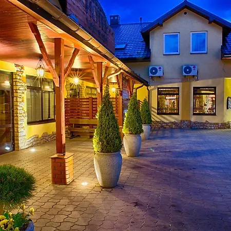 Nad Raba - 호텔 3*